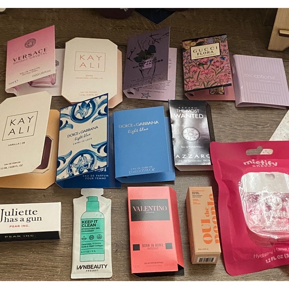 Gucci Other - Bundle of Fragrance Samples